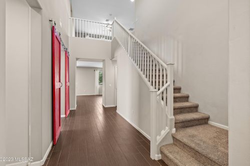7585 Ocean Port Dr, Tucson, AZ 85757-8581