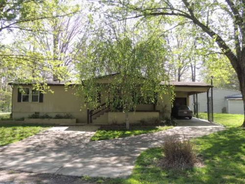 122 Rugby Pl, Crossville TN  38558-6343 exterior