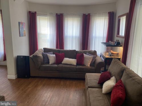 215 Central Ave, Cheltenham PA  19012-2219 exterior