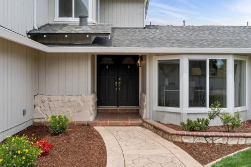 807 Corvallis Dr, Sunnyvale, CA 94087-3149