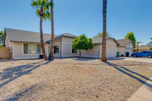 1035 Jensen St, Mesa, AZ 85203-2691