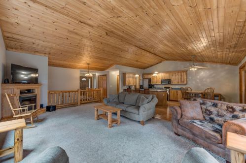 1589 89th St, New Johannesburg WI  54017-7156 exterior