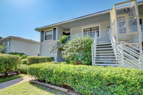 13 Southport Ln, Boynton Beach, FL 33436-6423