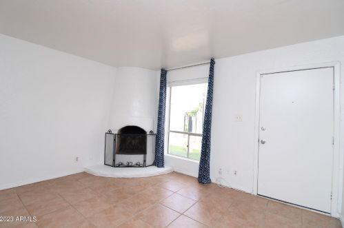 8060 Oak St, Scottsdale AZ  85257-2846 exterior