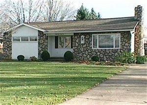 3349 Tressa Ave, Lorain, OH 44052-5054