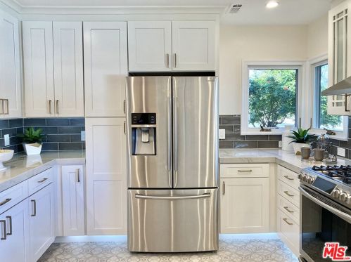 2695 Eucalyptus Ave, Long Beach CA  90806-2513 exterior