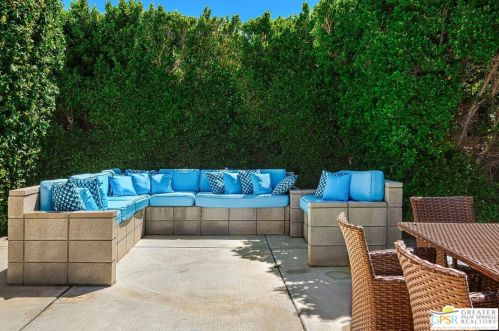 1441 Amelia Way, Palm Springs CA  92262-3446 exterior