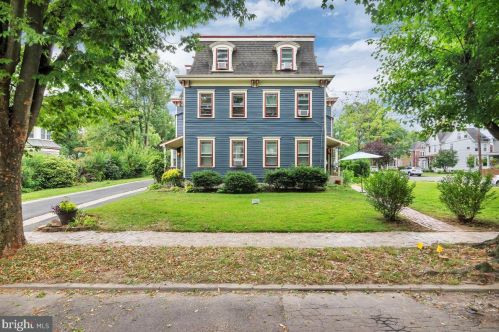 102 Park Ave, Tavistock, NJ 08033-1833