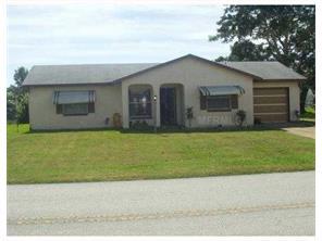 532 Royal Palm Dr, Kissimmee, FL 34743-9308