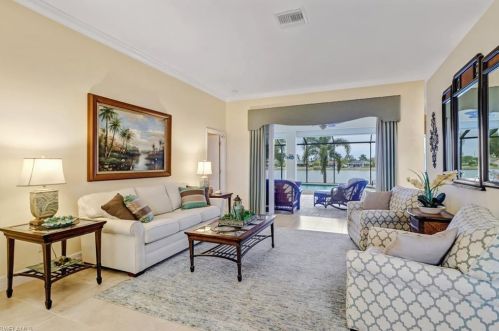 1119 1st Ter, Cape Coral, FL 33990-1202