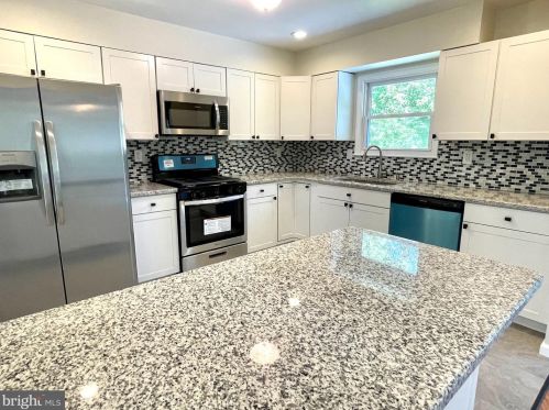 226 Juniper Ave, Browns Mills NJ  08015-2125 exterior