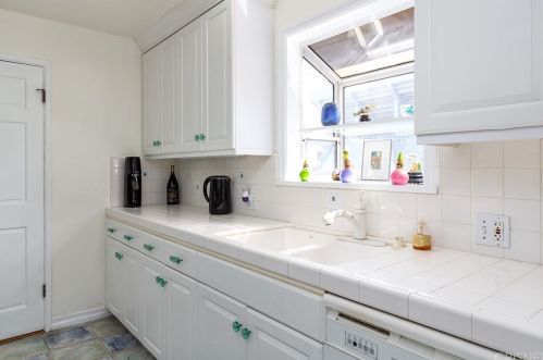 1407 Meridian Ave, South Pasadena CA  91030-3725 exterior