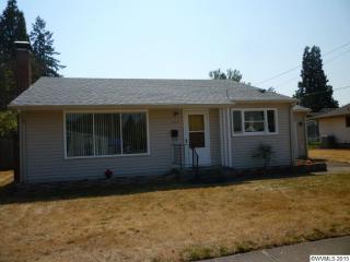 460 Isabella St, Lebanon, OR 97355-4521