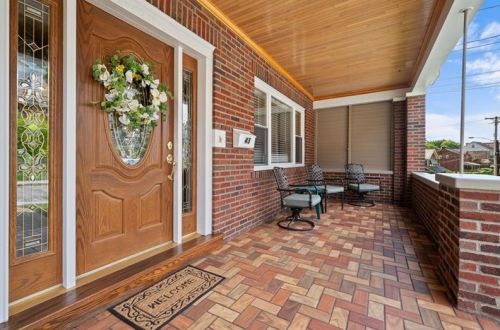 43 Garden Rd, Pittsburgh, PA 15227-2456