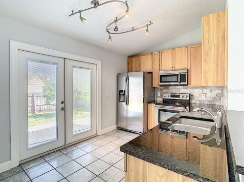 822 Mclean Ct, Orlando FL 32825-6367 exterior