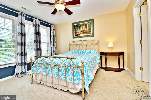 59 Brighton Pl, Charles Town WV  25414-2584 exterior