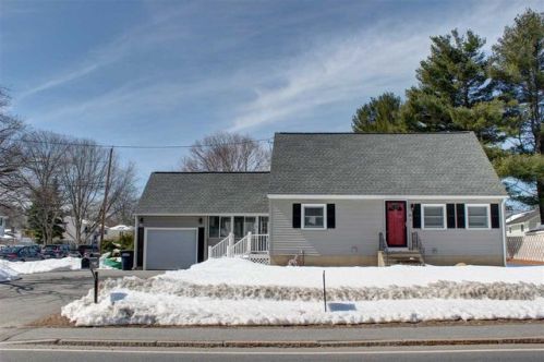 89 Millville St, Salem, NH 03079-2626
