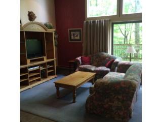 2345 Mountain Rd, Sherburn, VT 05751