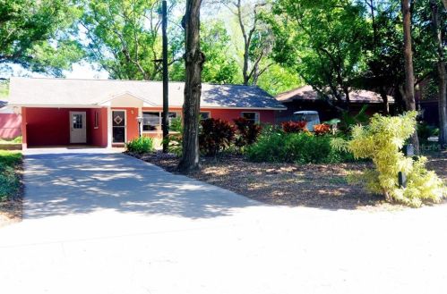 1525 Michigan Ave, Palm Harbor, FL 34683-4536