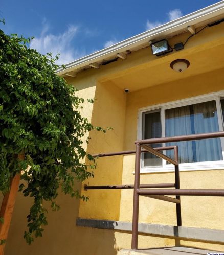 3304 Alabama St, Glendale CA 91214-1213 exterior