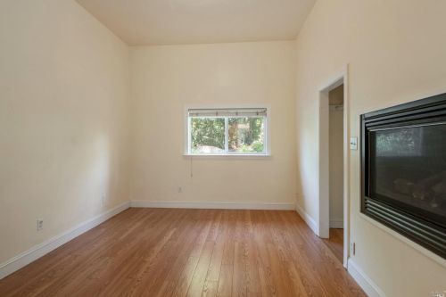 5372 Montecito Ave, Santa Rosa CA 95404-1954 exterior