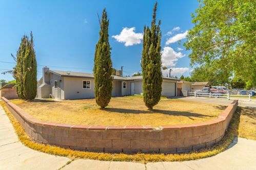 45003 Harlas Ave, Lancaster, CA 93534-2146