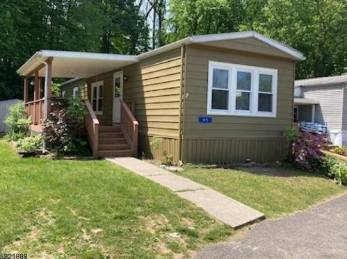 65 Axford Ave, Oxford, NJ 07863-3208
