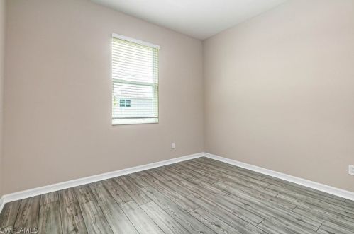 1714 2 Ave, Cape Coral FL  33909-5201 exterior