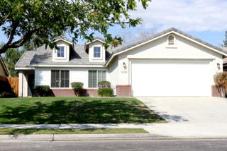 12206 Stonington St, Bakersfield, CA 93312-5793