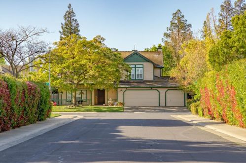 9220 Porto Bella Way, Elk Grove, CA 95624-2118