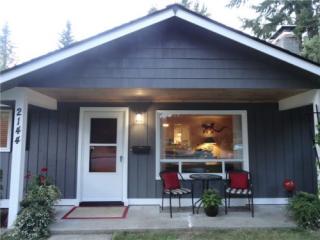 2144 Woodcrest Dr, Olympia, WA 98501-3866
