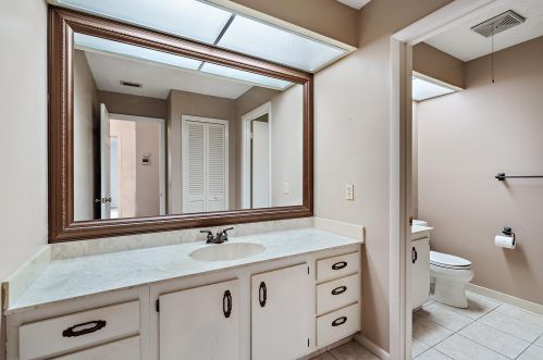 7367 Jamestown Ter, Hobe Sound FL  33455-5874 exterior