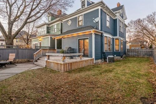 794 Ashland Ave, Saint Paul, MN 55104-7119