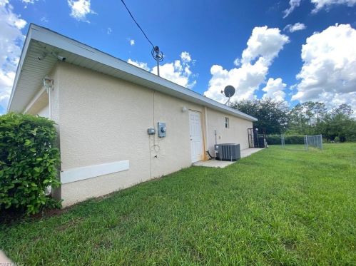 768 Aprile Ave, Lehigh Acres, FL 33974-0522