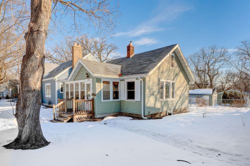 3263 Yosemite Ave, Minneapolis, MN 55416-2139