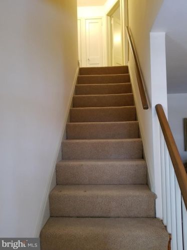10 Murphy Rd, Wilmington, DE 19803-3045