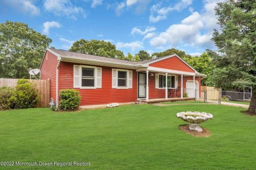 12 Laurel Blvd, Lacey Township, NJ 08734-2207