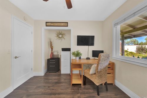 1000 Woodridge Dr, Vacaville CA  95687-6440 exterior