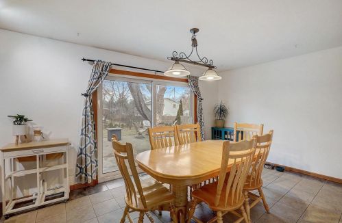 2506 Westbrook Ln, Madison WI  53711-4169 exterior