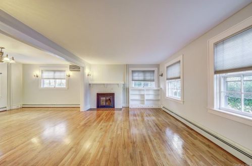 140 Main St, Port Jervis NY  12771-2114 exterior