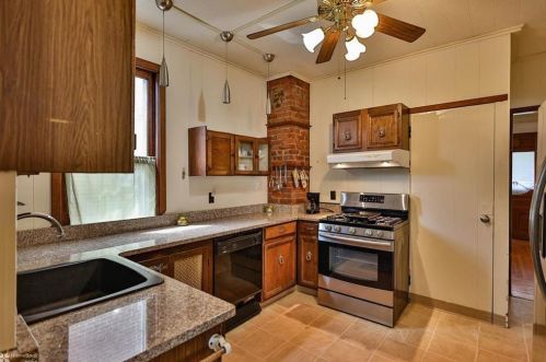 1814 Washington Blvd, Easton PA  18042-4633 exterior