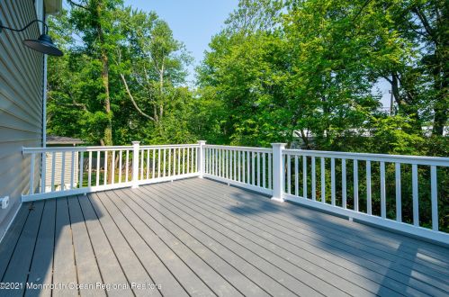 803 Leonardville Rd, Leonardo NJ  07737-1335 exterior