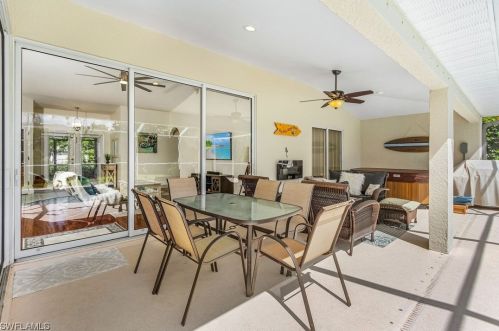 3805 20th Pl, Cape Coral, FL 33914-3610