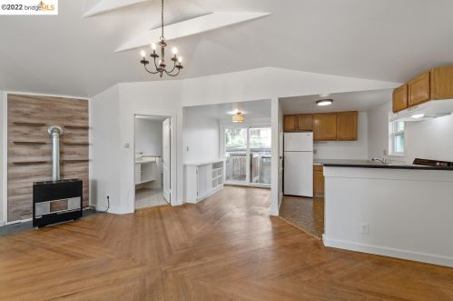 3012 Fulton St, Berkeley CA  94705-1805 exterior