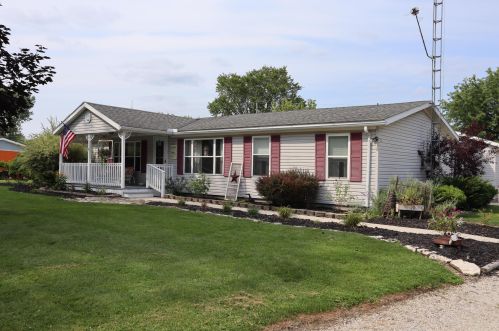 1650 Grandview Dr, Marion, OH 43302-8648