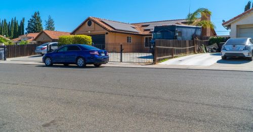 5836 Stretch Dr, Riverbank CA  95367-3110 exterior