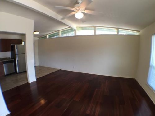 2706 Cole St, Austin TX  78705-3446 exterior