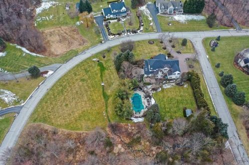 16 Mdw Rdg Rd, Warwick NY  10990-2535 exterior