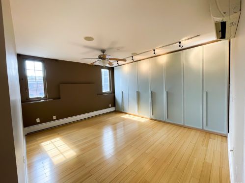 8375 117th St, Jamaica NY  11418-1422 exterior