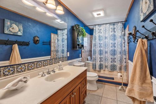 8748 Los Coches Rd, Lakeside CA  92040-5151 exterior